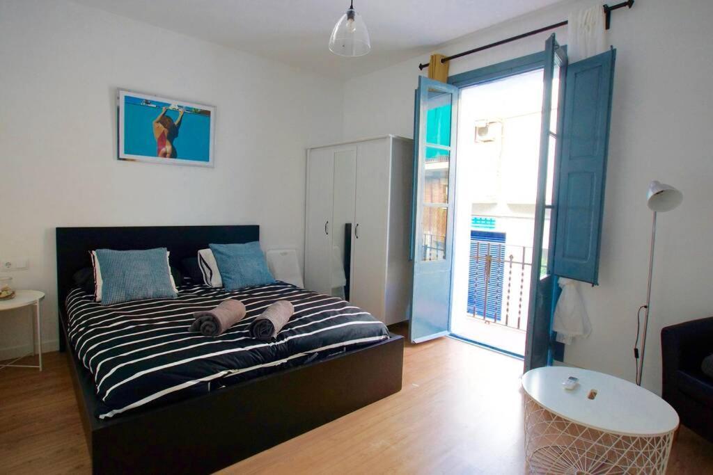 הוספיטלט דה יוברגאט Lovely Flat Fira Mwc מראה חיצוני תמונה