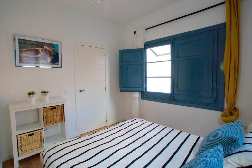 הוספיטלט דה יוברגאט Lovely Flat Fira Mwc מראה חיצוני תמונה